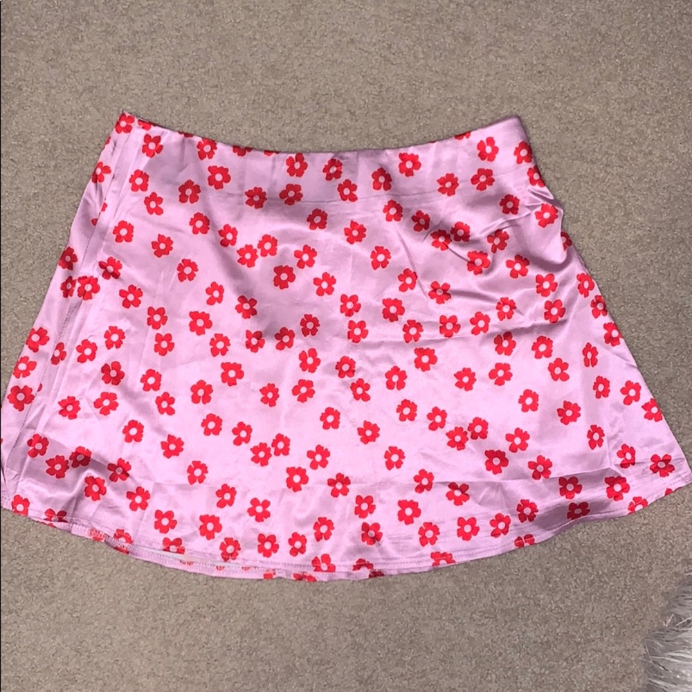 Pink floral mini skirt